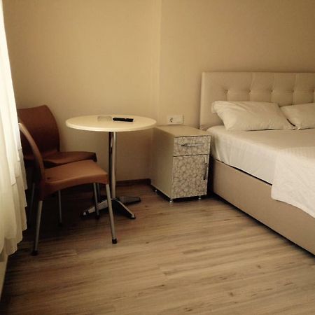 Cicekli Yali Hotel Buyukada Island Kültér fotó