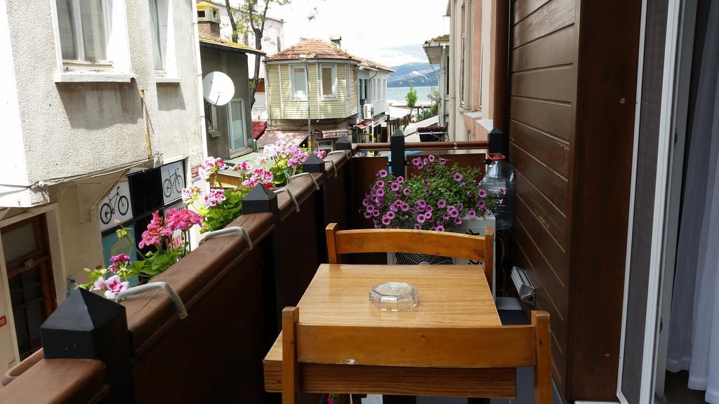 Cicekli Yali Hotel Buyukada Island Kültér fotó
